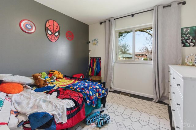 322 Reichard Drive, Vandalia, OH 45377