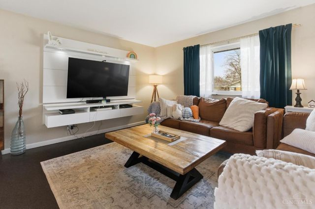 322 Reichard Drive, Vandalia, OH 45377