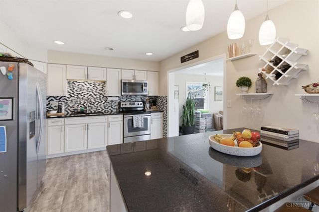 322 Reichard Drive, Vandalia, OH 45377