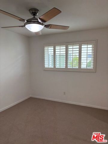 199 Summit View Drive E, Calimesa, CA 92320