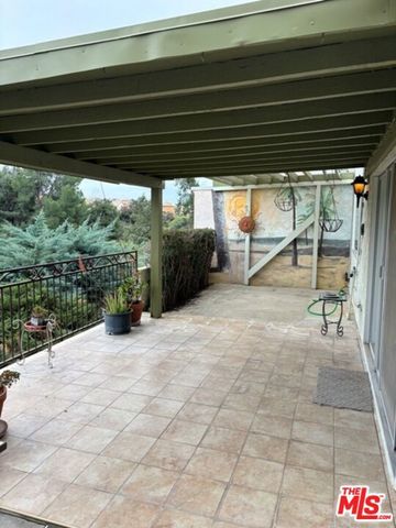 199 Summit View Drive E, Calimesa, CA 92320