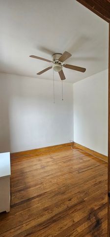 3823 N Bernard Street, Chicago, IL 60618
