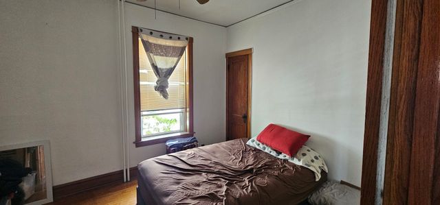 3823 N Bernard Street, Chicago, IL 60618