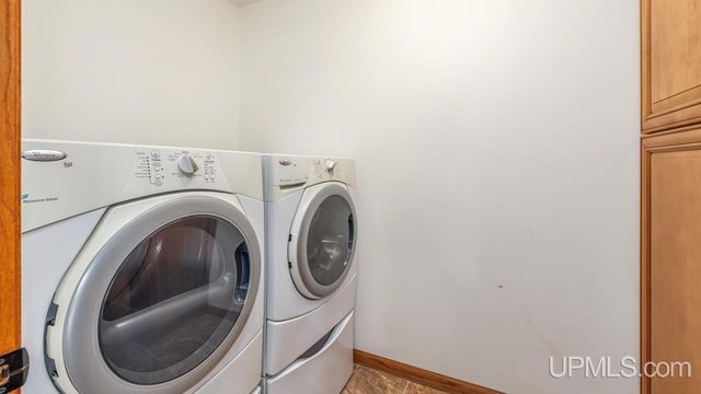 7011 G.75 Lane, Escanaba, MI 49829