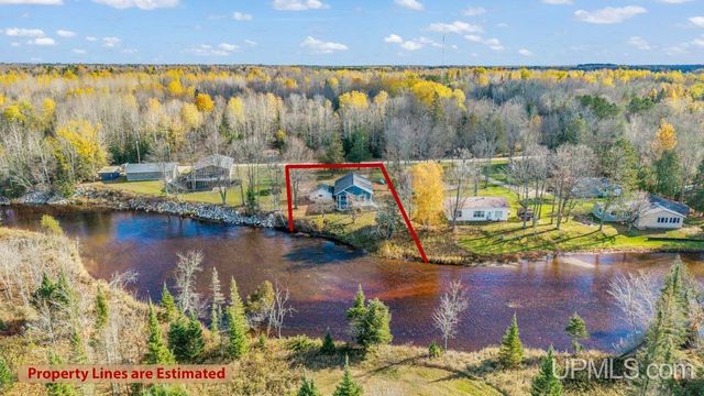 7011 G.75 Lane, Escanaba, MI 49829