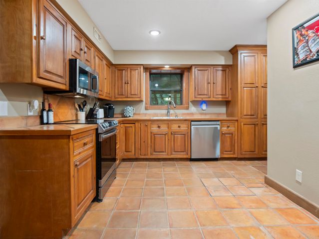 16 Almenara, Hot Springs Village, AR 71909