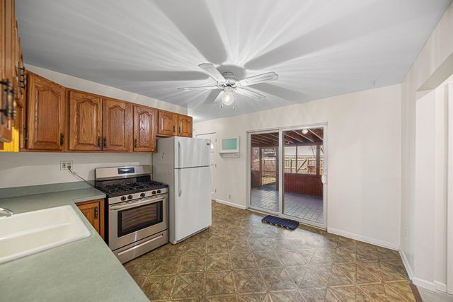 8632 Oak Avenue, Gary, IN 46403