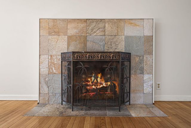 8632 Oak Avenue, Gary, IN 46403