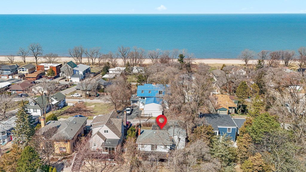 8632 Oak Avenue, Gary, IN 46403