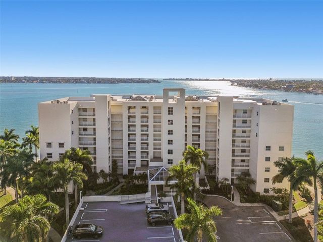 6105 BAHIA DEL MAR CIRCLE 686, St Petersburg, FL 33715