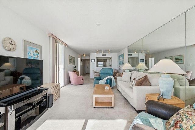 6105 BAHIA DEL MAR CIRCLE 686, St Petersburg, FL 33715