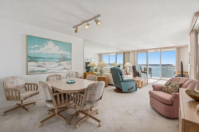 6105 BAHIA DEL MAR CIRCLE 686, St Petersburg, FL 33715