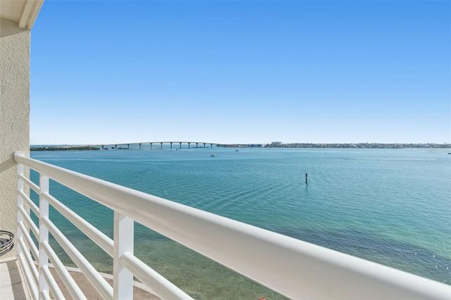 6105 BAHIA DEL MAR CIRCLE 686, St Petersburg, FL 33715