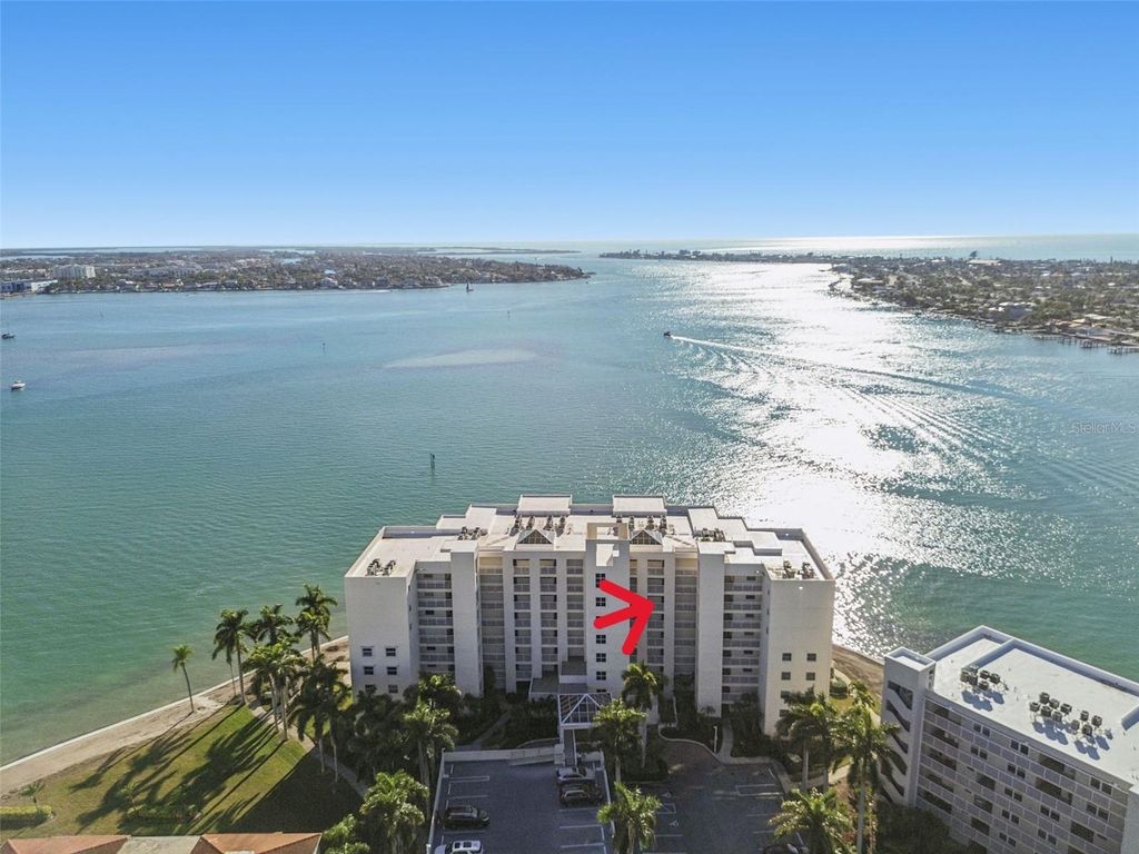 6105 BAHIA DEL MAR CIRCLE 686, St Petersburg, FL 33715