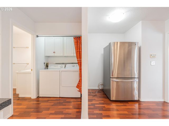 3329 Se WAVERLEIGH Blvd, Portland, OR 97202