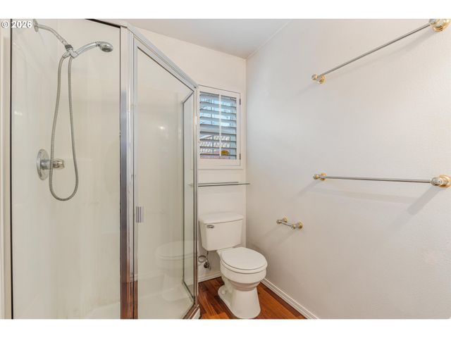 3329 Se WAVERLEIGH Blvd, Portland, OR 97202