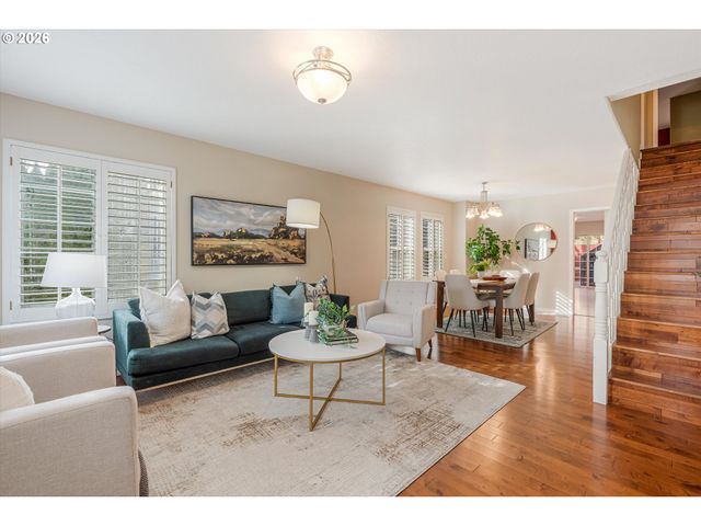 3329 Se WAVERLEIGH Blvd, Portland, OR 97202