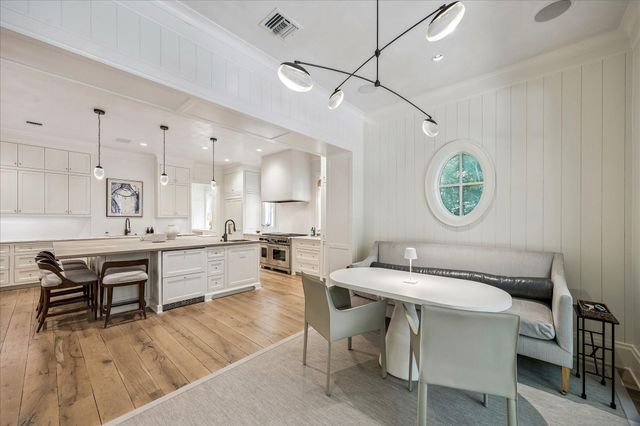3705 Arnold Street, Houston, TX 77005