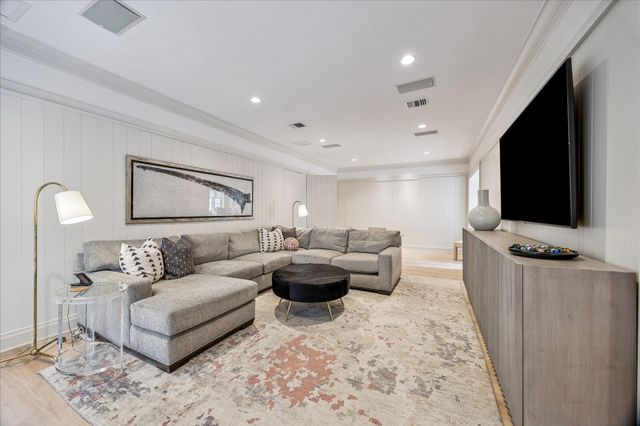 3705 Arnold Street, Houston, TX 77005