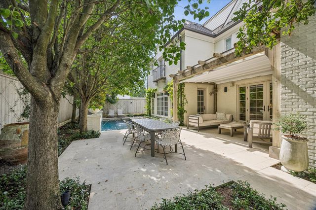 3705 Arnold Street, Houston, TX 77005