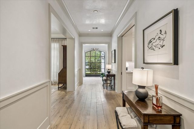 3705 Arnold Street, Houston, TX 77005