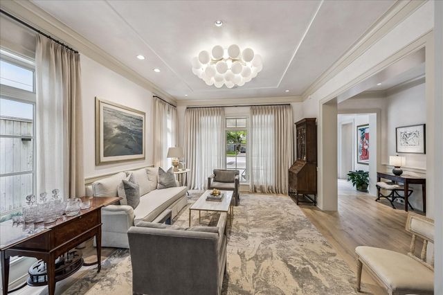3705 Arnold Street, Houston, TX 77005