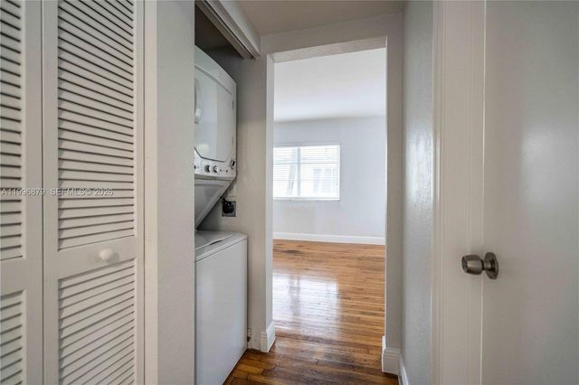 1007 Bay Dr 201, Miami Beach, FL 33141