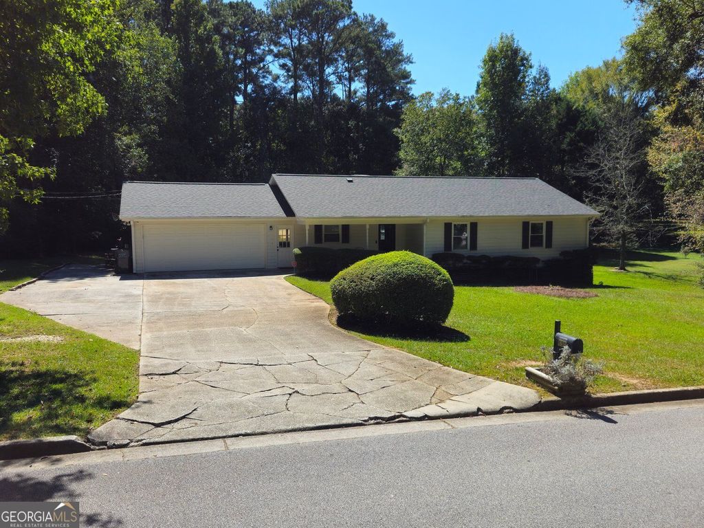 690 Kirkus Drive SE, Conyers, GA 30094 — photo 2