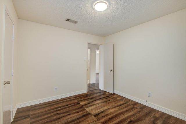 14450 Victoria Street, Houston, TX 77015