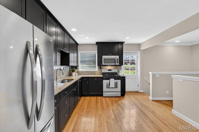 8628 Mayflower Court, St Louis, MO 63132