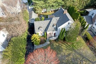 18 Knollwood Road, Eastchester, NY 10709