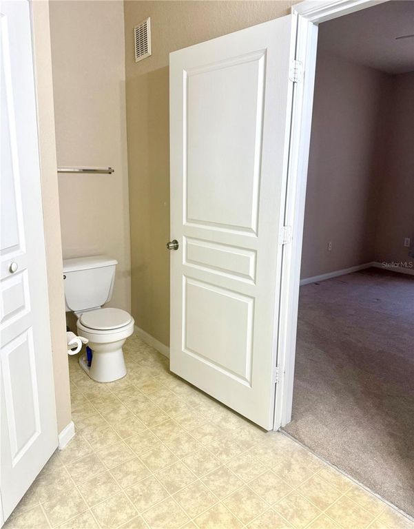 Image 18 of property listing at 5125 PALM SPRINGS BOULEVARD 13206, Tampa, FL 33647