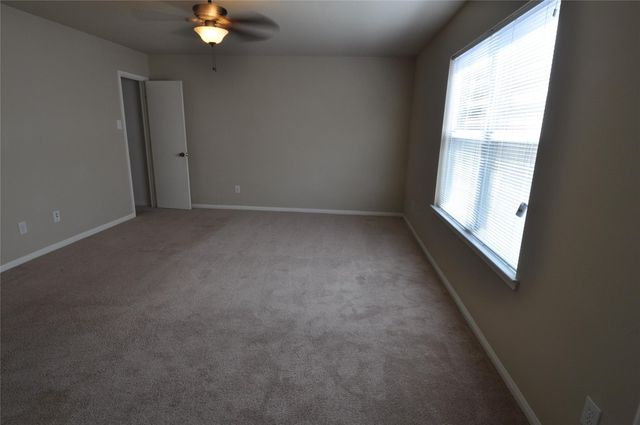 5823 Ridgebluff Lane, Katy, TX 77449