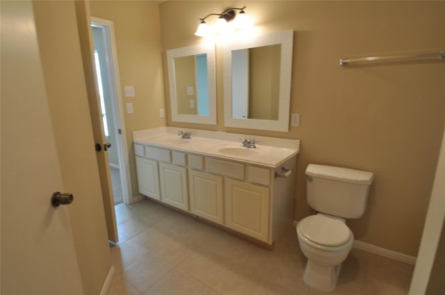 5823 Ridgebluff Lane, Katy, TX 77449