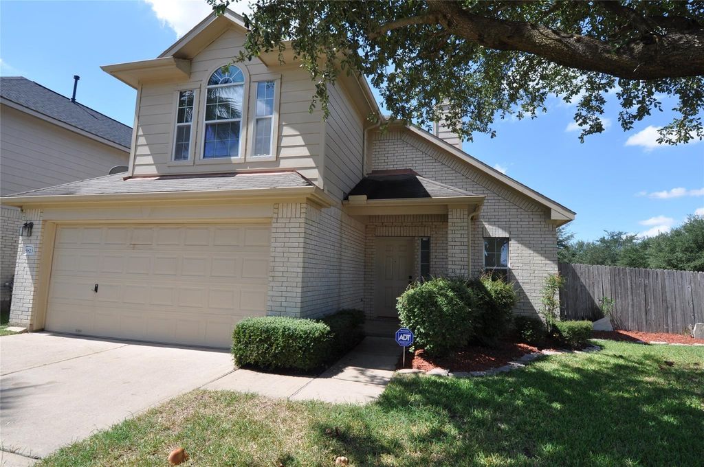 5823 Ridgebluff Lane, Katy, TX 77449