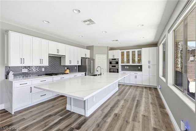 8834 Arroyo Azul Street, Las Vegas, NV 89131
