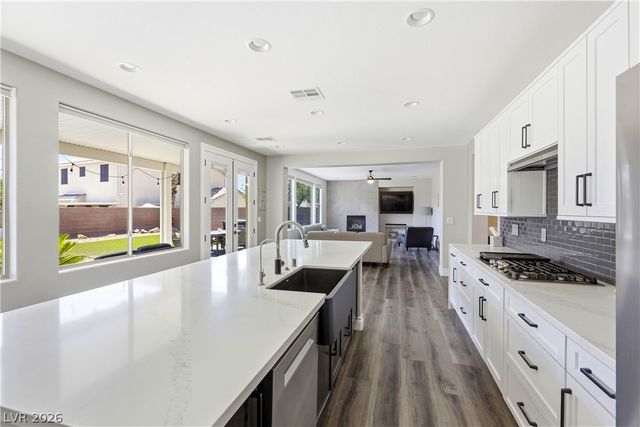 8834 Arroyo Azul Street, Las Vegas, NV 89131