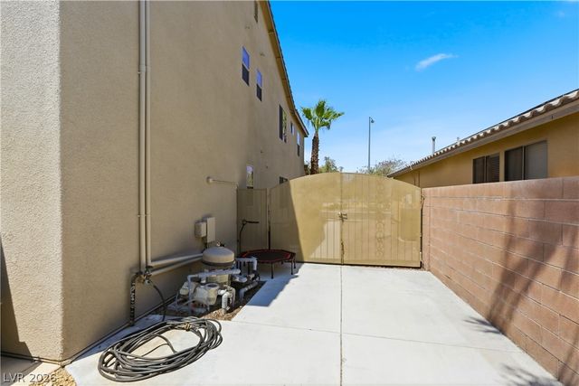 8834 Arroyo Azul Street, Las Vegas, NV 89131