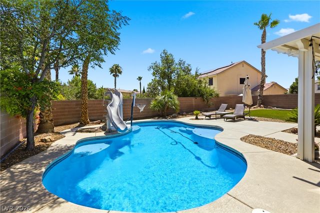 8834 Arroyo Azul Street, Las Vegas, NV 89131