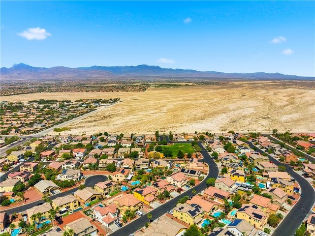 8834 Arroyo Azul Street, Las Vegas, NV 89131