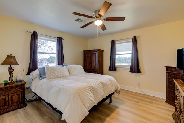 1192 Sand Hill RD, Dale, TX 78616