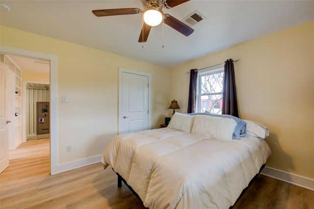 1192 Sand Hill RD, Dale, TX 78616