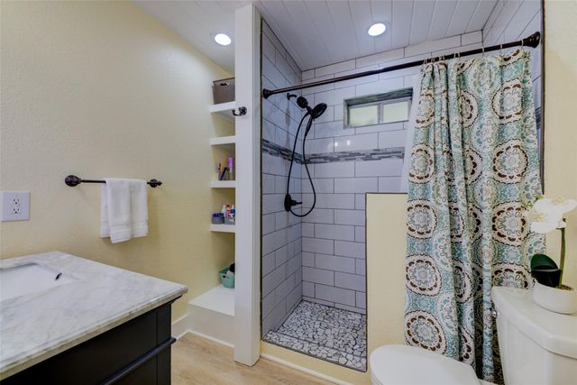 1192 Sand Hill RD, Dale, TX 78616