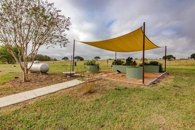 1192 Sand Hill RD, Dale, TX 78616