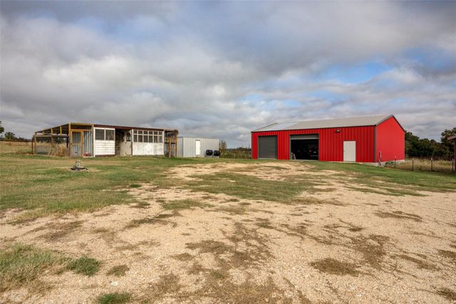 1192 Sand Hill RD, Dale, TX 78616