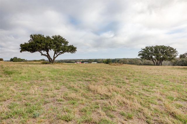 1192 Sand Hill RD, Dale, TX 78616