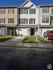 361 E 525 S, Clearfield, UT 84015