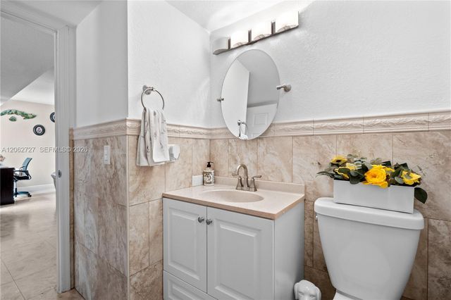 15680 SW 82nd Cir Ln 8-8, Miami, FL 33193