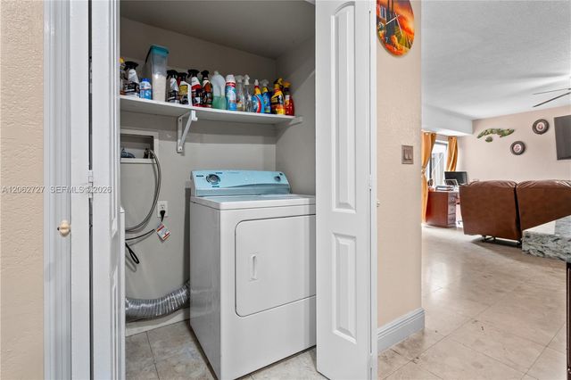 15680 SW 82nd Cir Ln 8-8, Miami, FL 33193