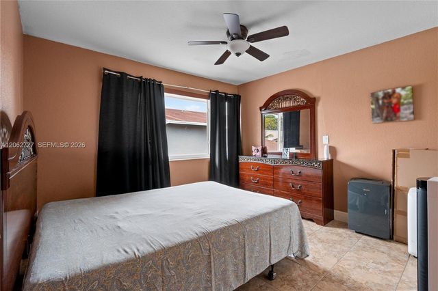 15680 SW 82nd Cir Ln 8-8, Miami, FL 33193